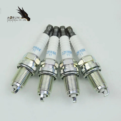 หัวเทียนเครื่องยนต์รถยนต์สำหรับ HONDA CIVIC 9807B-5617W NGK DENSO Hyundai Kia Mazda
