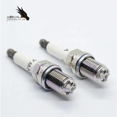 หัวเทียนรถยนต์สำหรับเครื่องยนต์ IZFR6H11 12122158252 12120032135 12120032134 12127526799 สำหรับ BMW